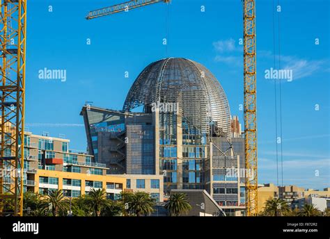 Domed Building Library San Diego Tower Crane Dome San Diego Hi Res