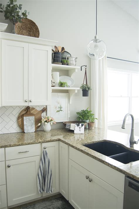 Here are some corner cabinet ideas to consider as you design your kitchen. Spring Kitchen Decor | Easy Ways to Beautify Your Kitchen ...