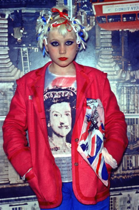 Punk Stylist Vivienne Westwood Cbs News