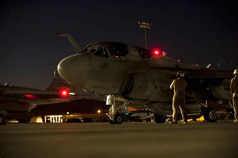 Captivating Images Of Us Military Aircraft At Night Military Machine