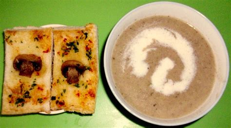 Mushroom soup recipe is a really easy and simple soup recipe to make and can be on the table in under an hour. Annapurna: Cream of Mushroom Soup with Garlic Bread