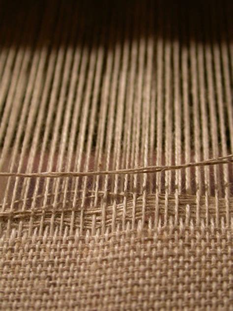 How To Make A Rag Rug Loom Ehow Loom Weaving Rug Loom Weaving