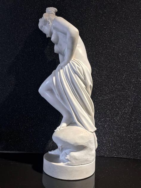 20th Century Italia Marble Statue Of Venus At Bath By Giuseppe Giannoni
