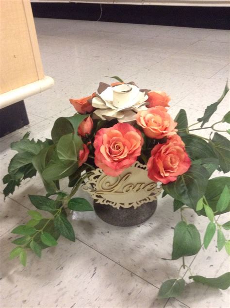 Unique Valentine's arrangement | Unique valentines, Floral ...