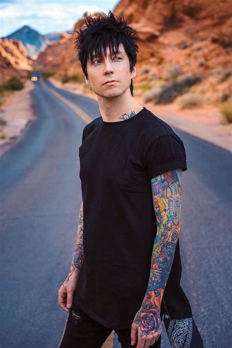 See more ideas about bandák discovered by spont.k. Jake Pitts in 2020 | Jake pitts, Black veil brides andy ...