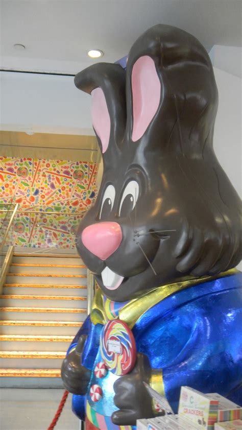 Love This Giant Chocolate Easter Bunny Display Chocolate Easter Bunny Dylans Candy Bar Nyc