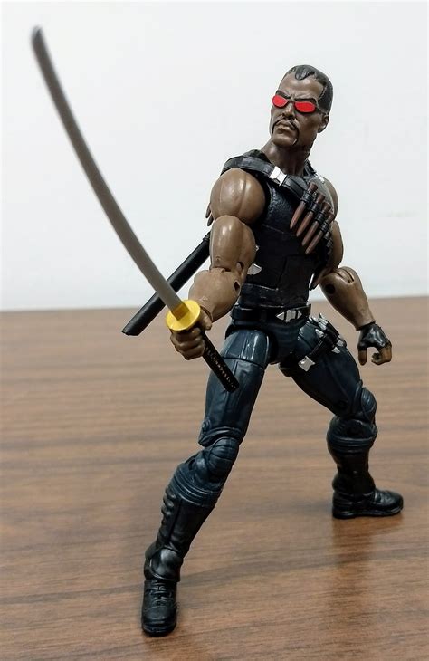 Review Marvel Legends Blade Man Thing Wave