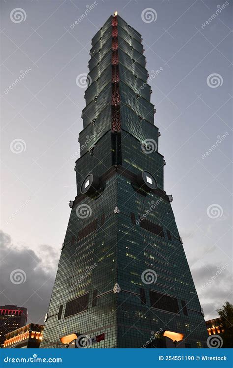 Vertical Shot Of Taipei 101 Skyscraper In Taipei Taiwan During Dusk