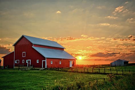 Red Barn Sunrise Photograph By Bonfire Photography