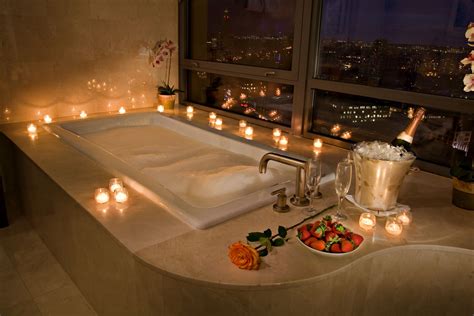 New York Marriott At The Brooklyn Bridge Romantic Hotel Rooms Romantic Bathrooms Romantic Bath