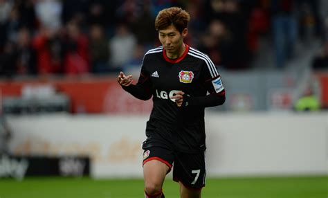 Football player for tottenham hotspur & south korea. (Video) Bayer Leverkusen 5-3 Hamburg: Bundesliga ...