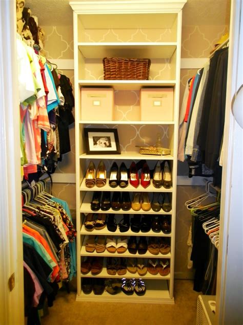 Shown below are two very popular options for do it yourself closet organizers. Pics For Diy White Wooden Closet Shoe Storage With ...