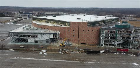The Palace Of Auburn Hills Is Coming Down Right Now