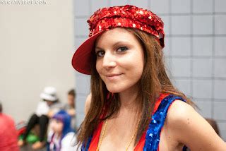 Video Lovely Model Sarah Russi Talks To Us At Nycc Words From