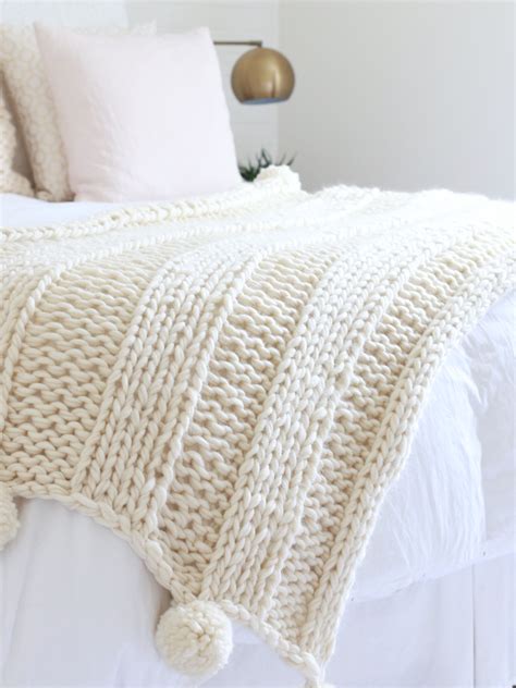 Chunky Bernat Blanket Yarn Patterns Knit