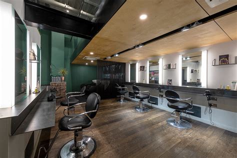 Situated on great western road in the heart of glasgow's fashionable west end. Glasgow Top Aveda Hair & Beauty Salon