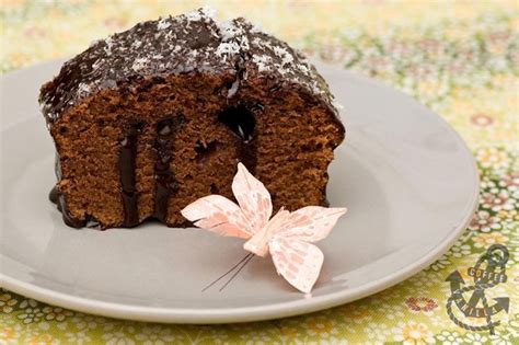 Traditionally, the house is also cleaned and everyone wore their best festive clothes. Murzynek - Traditional Polish Cake with Chocolate Glaze | Dessert recipes, Polish cake recipe ...