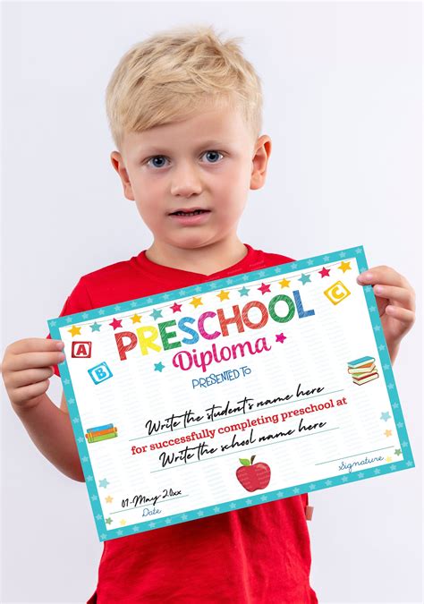 Celebrate your little ones' graduation and accomplishment with this