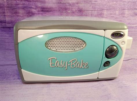 Hasbro Classic Easy Bake Oven And Snack Center Teal 2003 Cooking Toy
