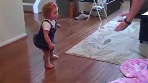 Most Inspiring Toddlers First Steps With New Prosthetic Leg
