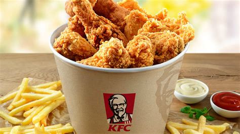 Kfc's roots trace back 90 years when harland sanders, who operated a service station in corbin, kentucky, started cooking for hungry travelers who stopped in for gas. KFC éttermek Szegeden - Szegedi Étterem.hu