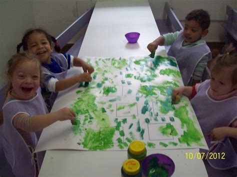 Escola Municipal De Educação Infantil Paulistinha O Maternal 1 E A