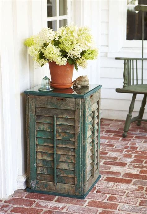 12 New Ways To Use Old Shutters That Will Open Your Mind Diy Shutters