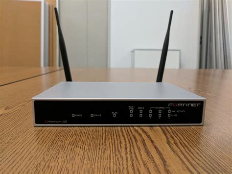 Fortinet Fw 50b Fortiwifi 50b Dual Wan 3 Port Security Router