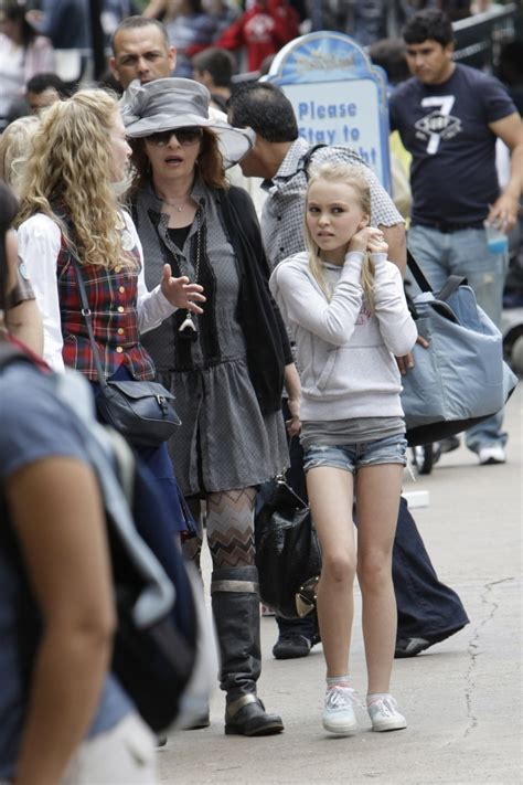 Lily Rose And Jack Depp On Disneyland 7 May 2011 Johnny Depp Photo 21957489 Fanpop Page 3