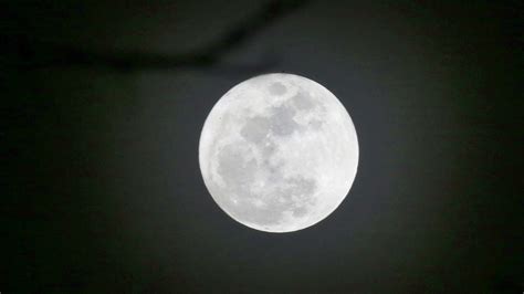 Six eclipses occur in 2020, with one total and one annular solar eclipse in the mix. Wolf moon: 1st full moon of 2020 accompanied by lunar ...