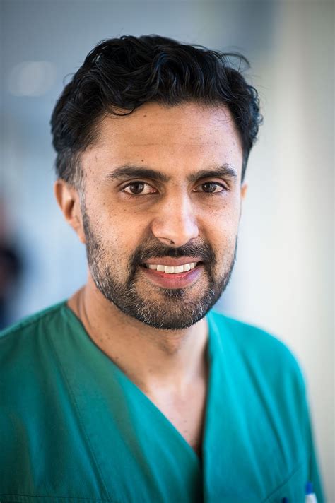 Zahid orucu milli maraqları nəyəsə qurban verməkdə günahlandırmaq ən böyük günahdır. Wasim Zahid - "twitterlegen" - Joakim S. Enger