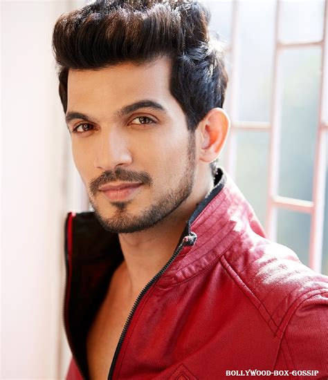 Arjun Bijlani Biography Age Tv Serials Wife Son And Personal Details Bollywood Box Gossip