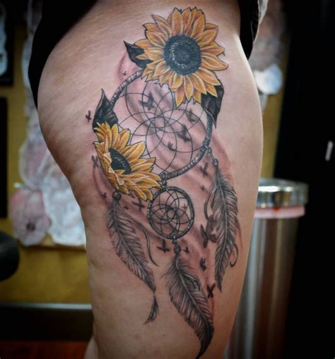 Sunflowers And Dream Catcher Tattoo Venice Tattoo Art Designs Dream