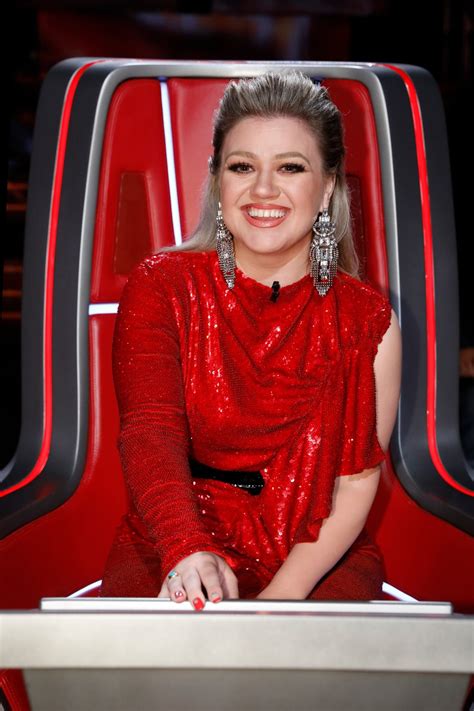 The Voice Season 14 Kelly Clarkson 2 Photos Plus Size Fashion