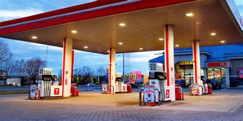 Still, credit cards offering cash back and other gas rewards can be a great way to trim your gas bill. How To Establish Credit: Wawa Fuel Credit Card