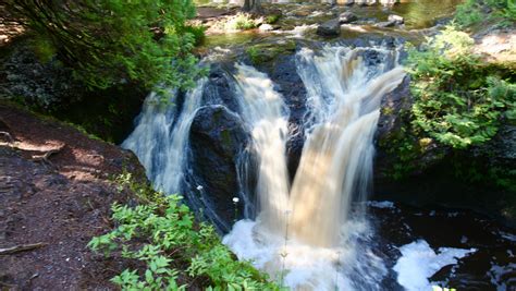12 Wisconsin waterfalls to explore in the spring