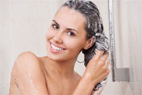 Wash Your Hair The Right Way How Often To Wash And Which Method To Pick — Blog Nanoil United States