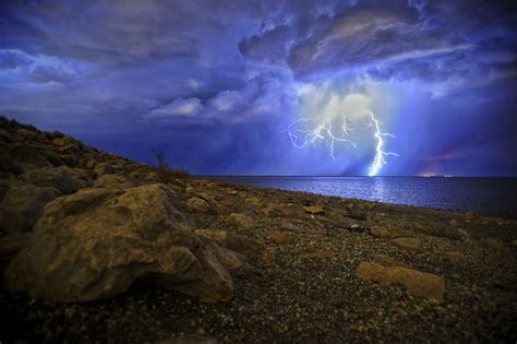 Landscape Photo Of Lightning On Sea Hd Wallpaper Wallpaper Flare