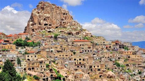 Uchisar Castle Cappadocia Istana Batu Dengan View Spektakuler Call