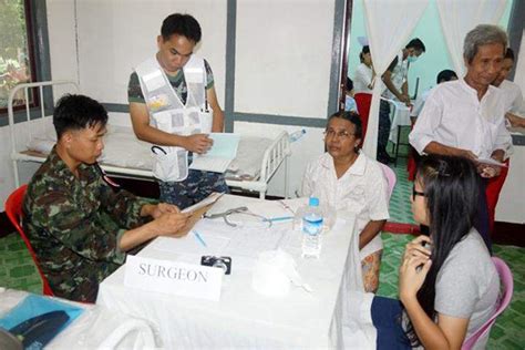 Royal Thai Army Provides Free Medical Treatment To Residents In