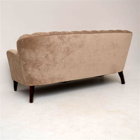 Find modern and trendy kitchen sofa to make your home look chic and elegant, only on alibaba.com. Art Deco Swedish Scalloped Back Sofa | Interior Boutiques ...