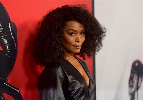 Angela Bassett Of Black Panther Rocks Plunging Leather Outfit As She