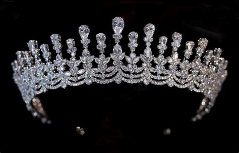 Stunning Silver Plated Cz Wedding And Quinceanera Tiara Crown Southern