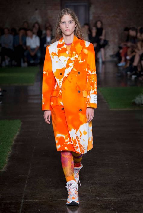 Msgm Springsummer 2019 Ready To Wear Color Trends Fashion Tie Dye