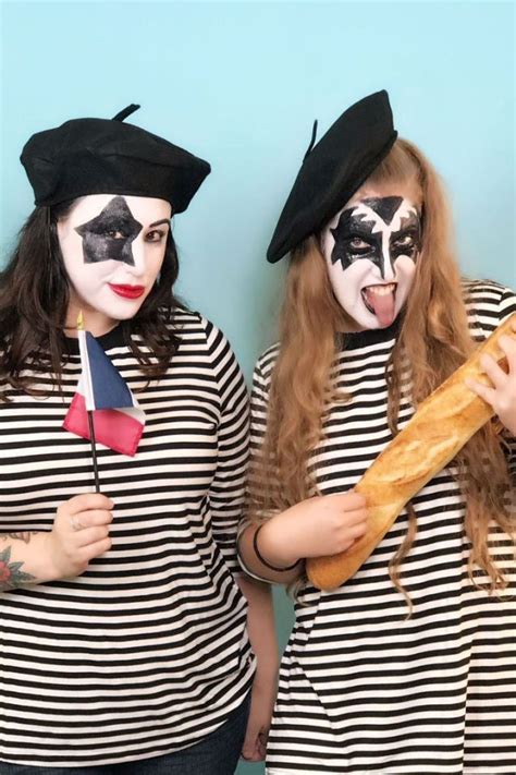 French Kiss Costume Cool Halloween Costumes Punny Halloween Costumes Couple Halloween Costumes