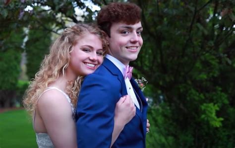 18 Year Old With ‘just Months To Live Marries His High School