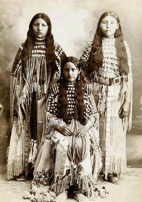 kiowa indian drawings native american clothing north american indians native american women