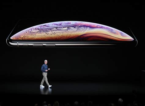 Iphone Xs And Xr Apple Watch 4 And News From Apples Latest Launch Vox