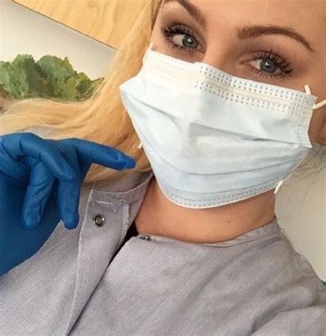 Pin By Forxe On Nurse Gloves Smr Beautiful Nurse Female Dentist Hot