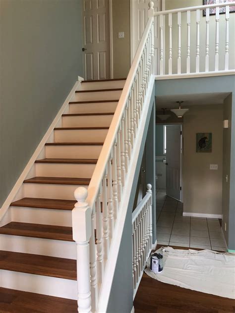 Feb 08, 2021 · areas susceptible to wear and tear that causes cracking or exposure to underlying layers of paints on stair railings, banisters, window sills, door frames, porches, and fences. 45 HQ Images Black Banister White Spindles : Painting Stairs Railings Transform Your Home S Look ...